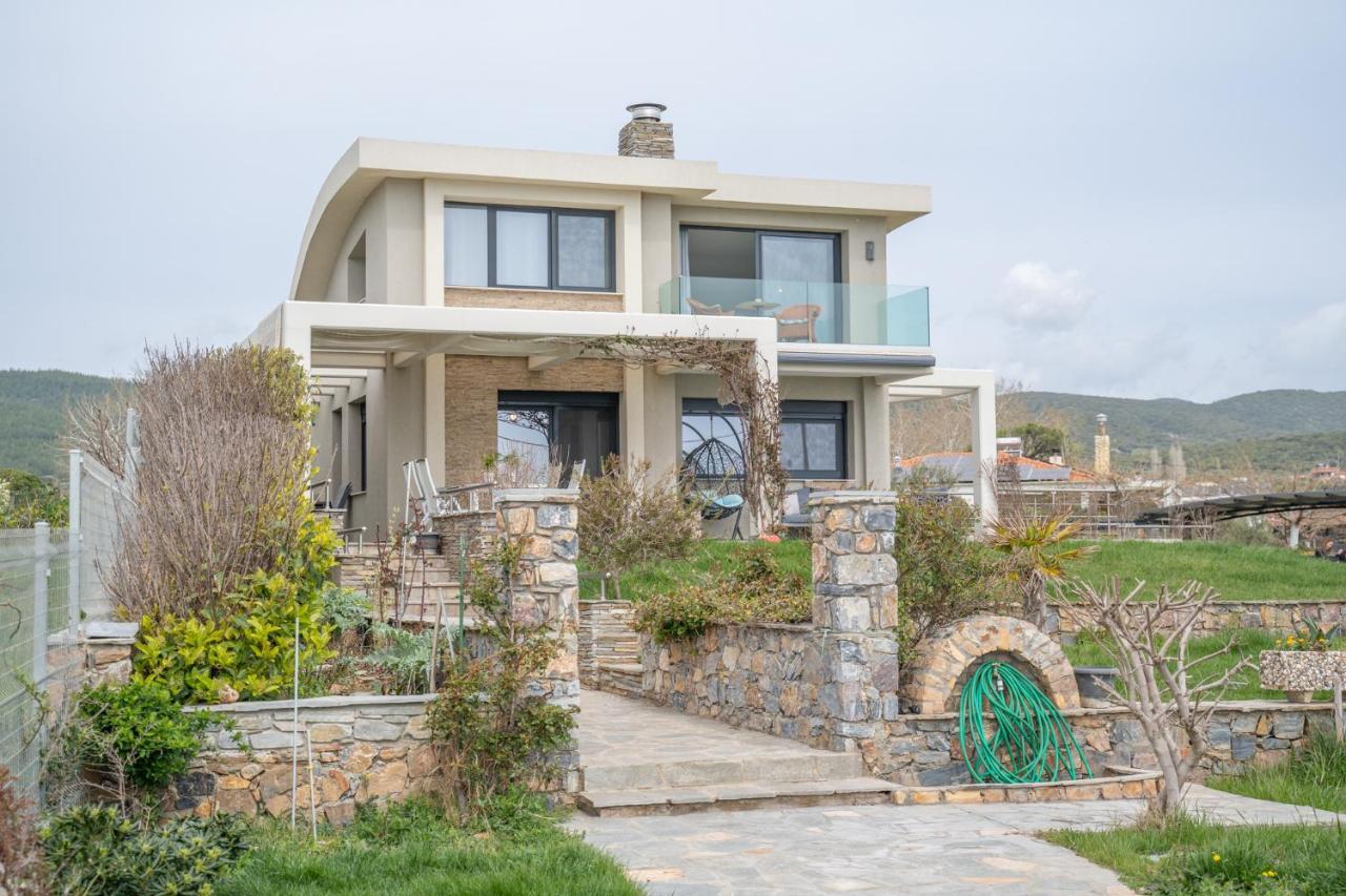 Villa Eva Dikella *