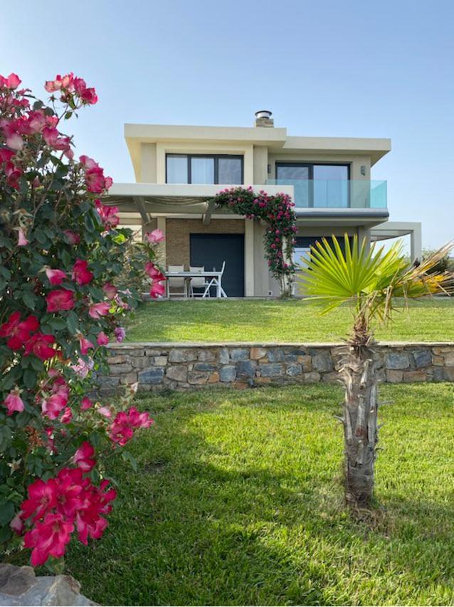 Villa Eva Dikella